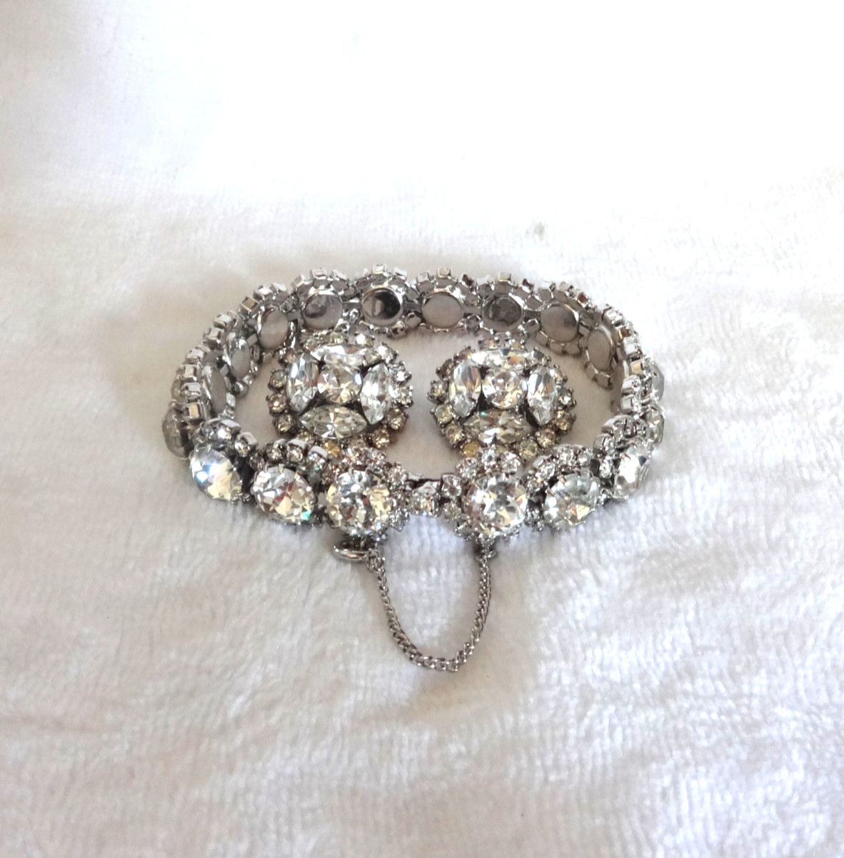 Stunning Vintage Signed KRAMER Clear Rhinestone Bracelet Earrings Set 7”
