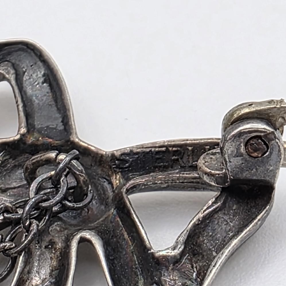 Vintage 925 Sterling Silver Venetian Masquerade Mask & Bow Dangle Brooch Pin