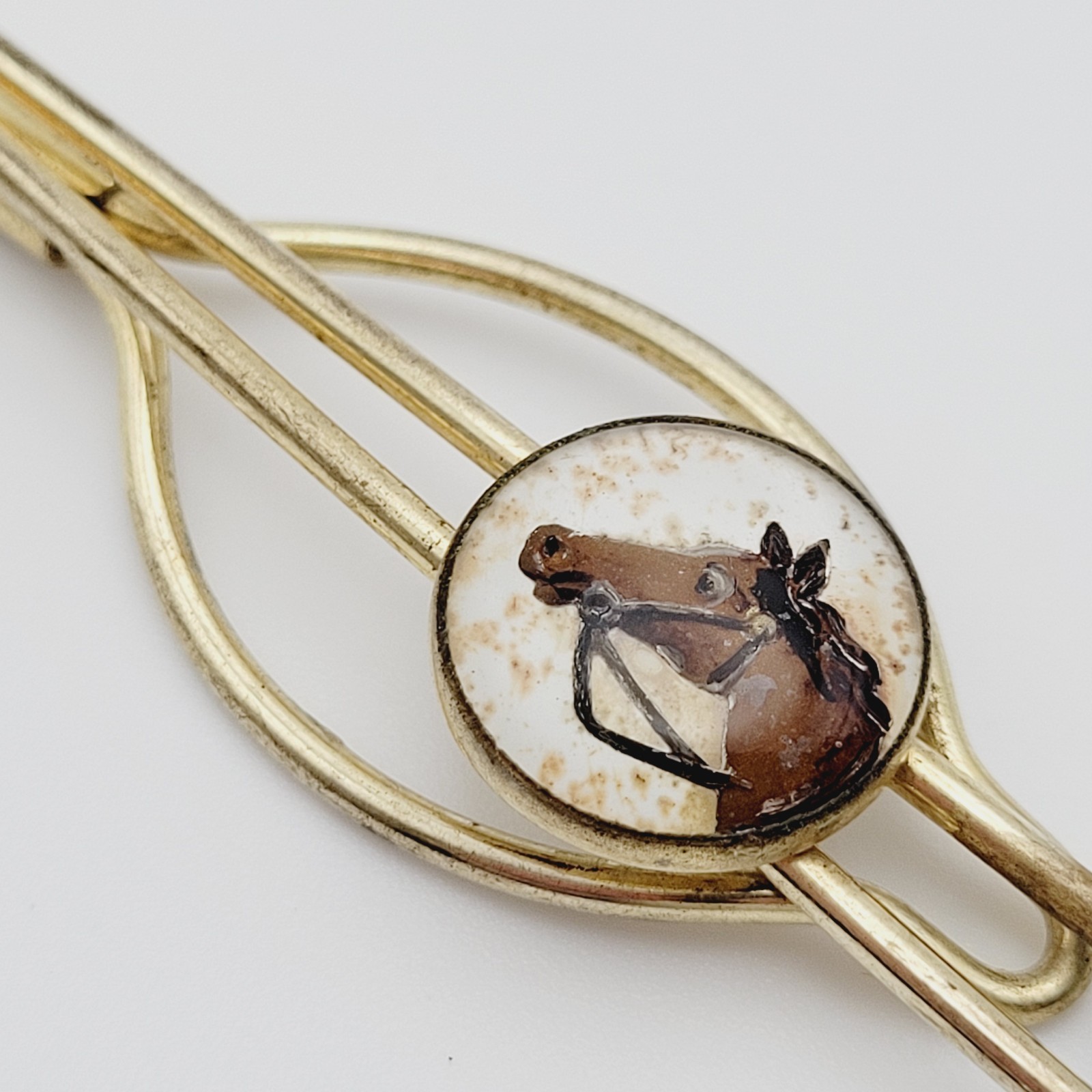 Horse Equestrian Western Reverse Painted Cameo Gold Tone Tie Clasp Bar Clip Worn