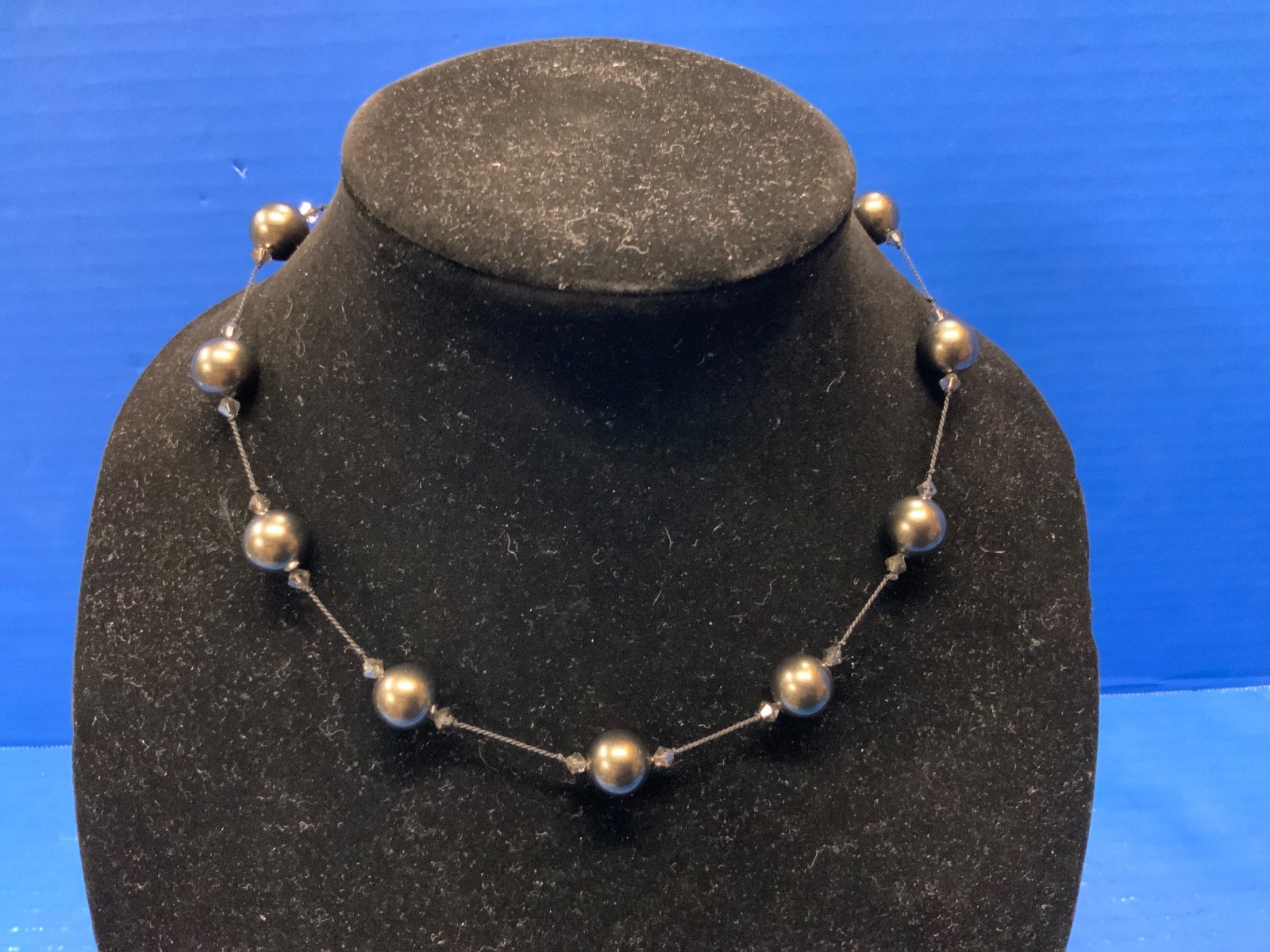Alicia dark grey green knotted stone necklace 17″