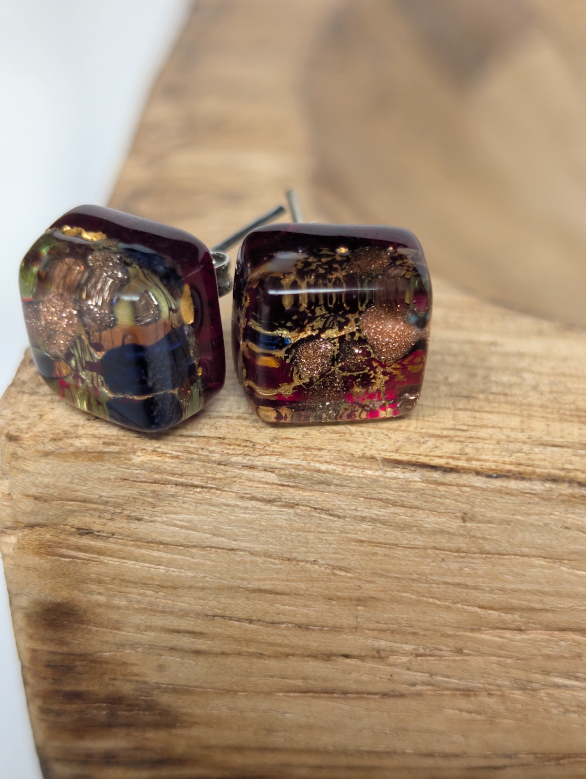 Gorgeous Vintage Italy Murano Glass Square Earrings Gold Foil Sparkly