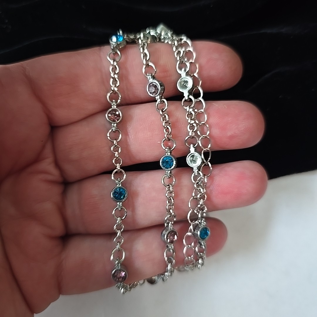 18″L 90s Silver Tone Blue Pink Glass Rhinestones Dainty Chain Choker Necklace