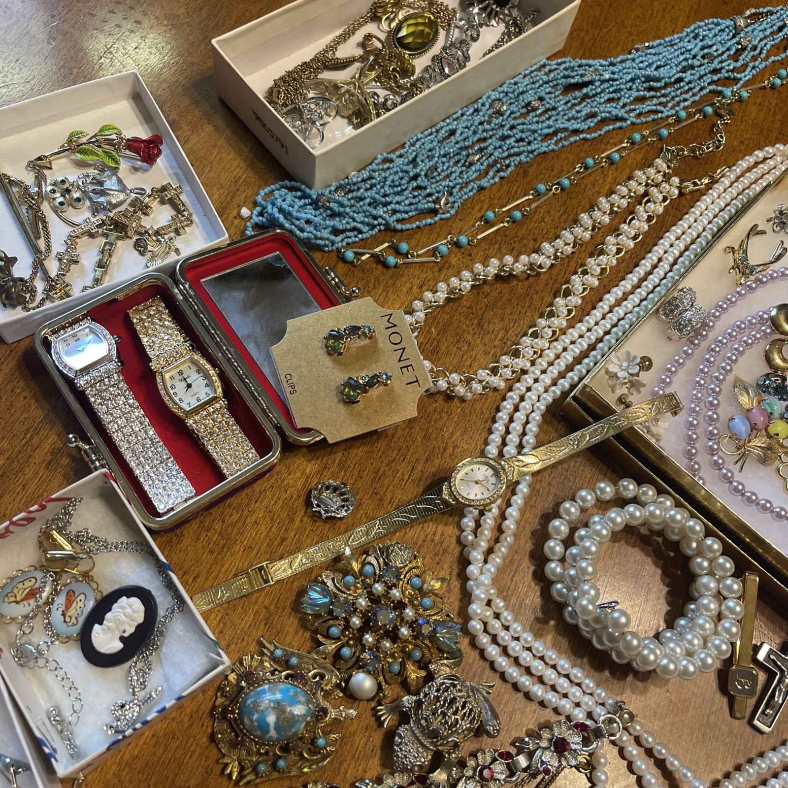 Huge Estate Vintage to Modern Jewelry Signed/unsigned Costume Mixed Lot