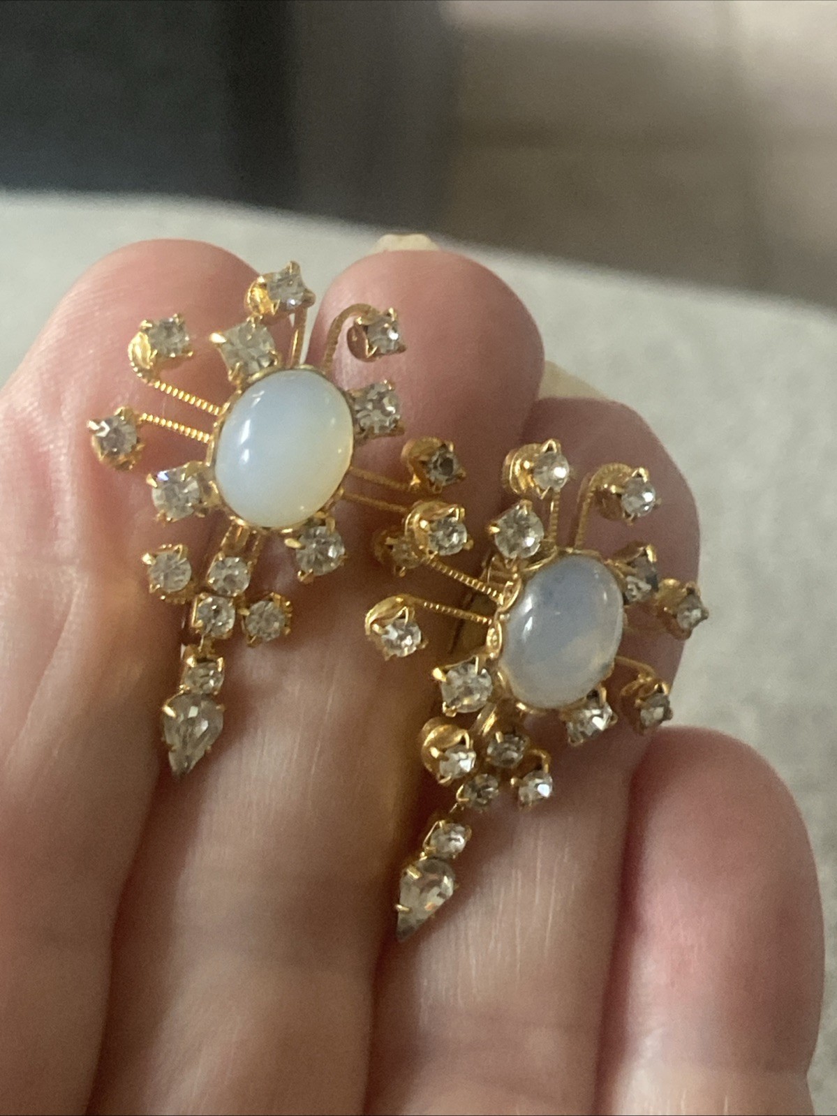 Judy Lee Brooch Clip On Earrings Opalite Opaline Moonglow Glass Rhinestone Demi