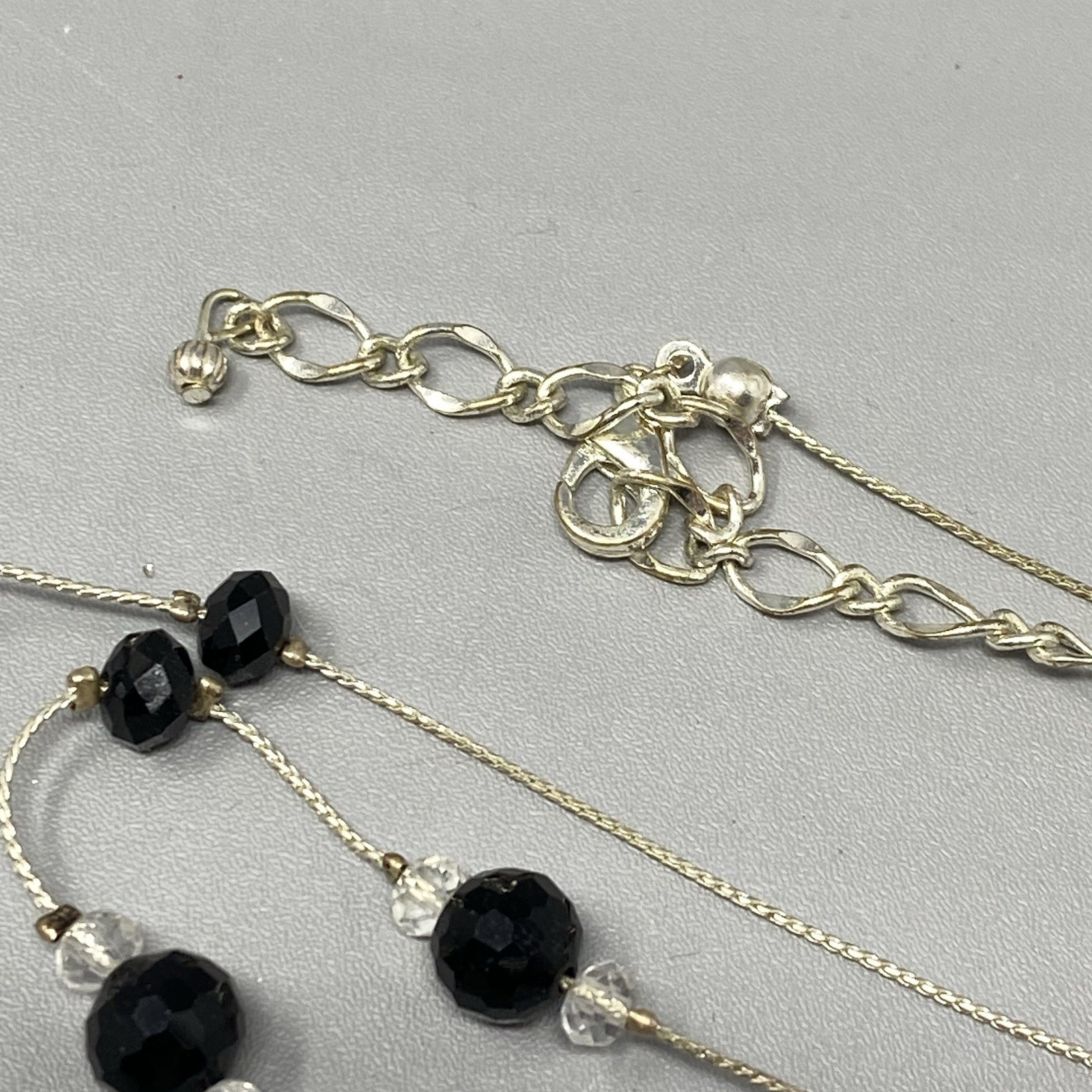 Glass Bead Necklace Black Clear Station Lariat Silver Tone Chain Collar 20″