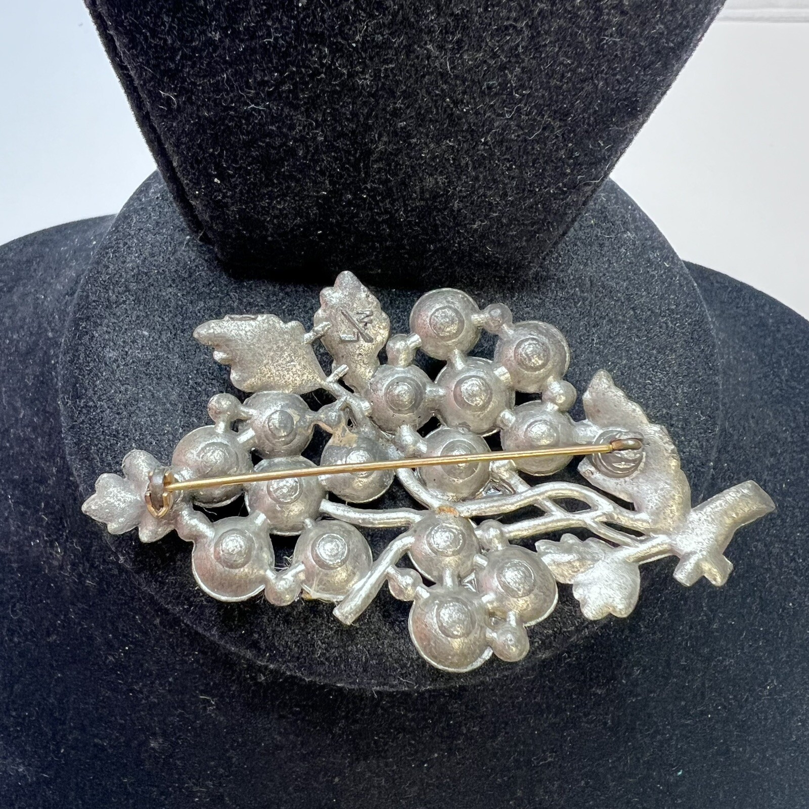 Vintage Signed L/N Little Nemo Silver Tone Blue Rhinestone Pot Metal Brooch Pin