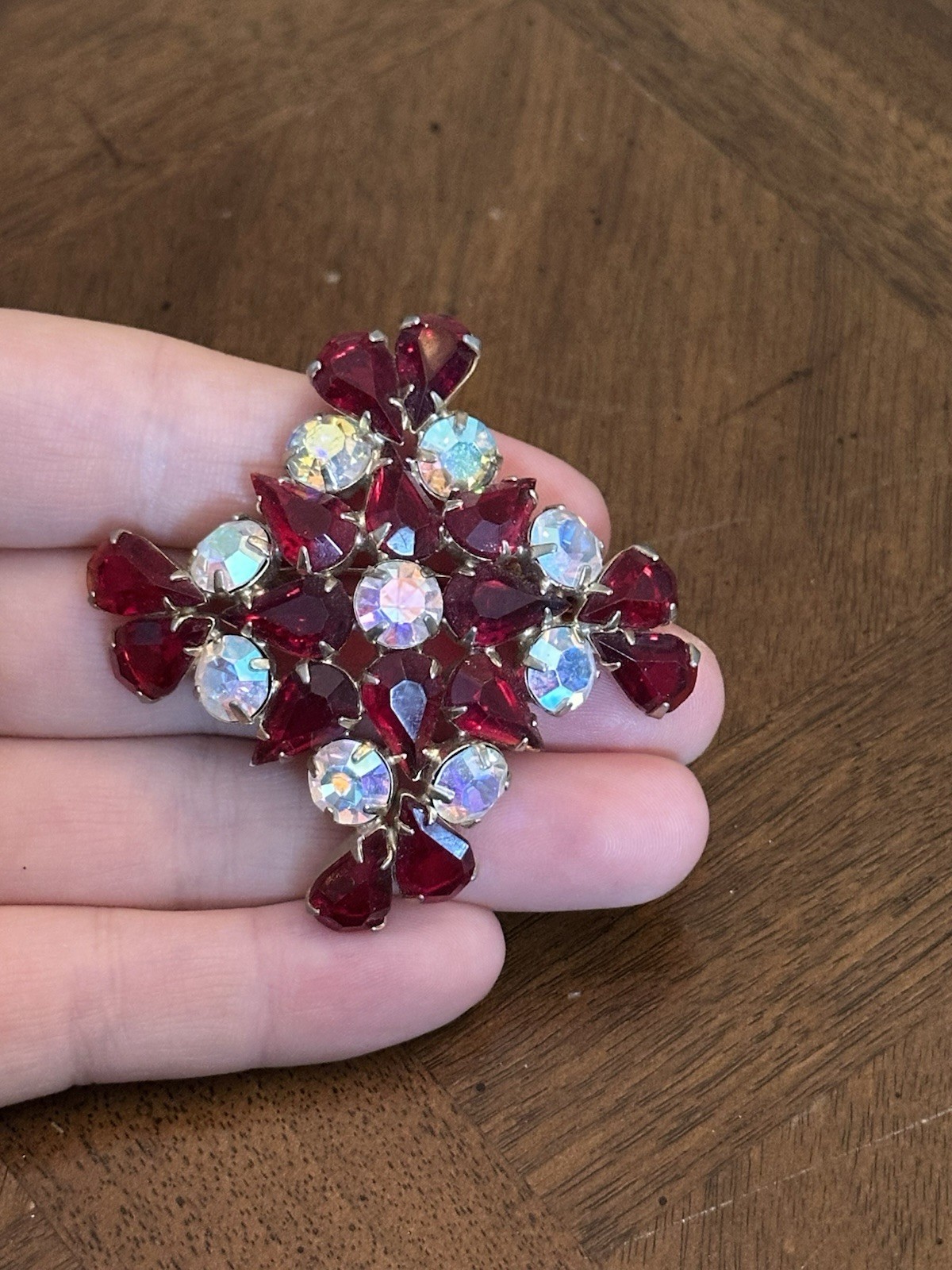 Vintage Dark Red & Clear AB Rhinestone Floral Cluster Brooch Gold Tone Nice!