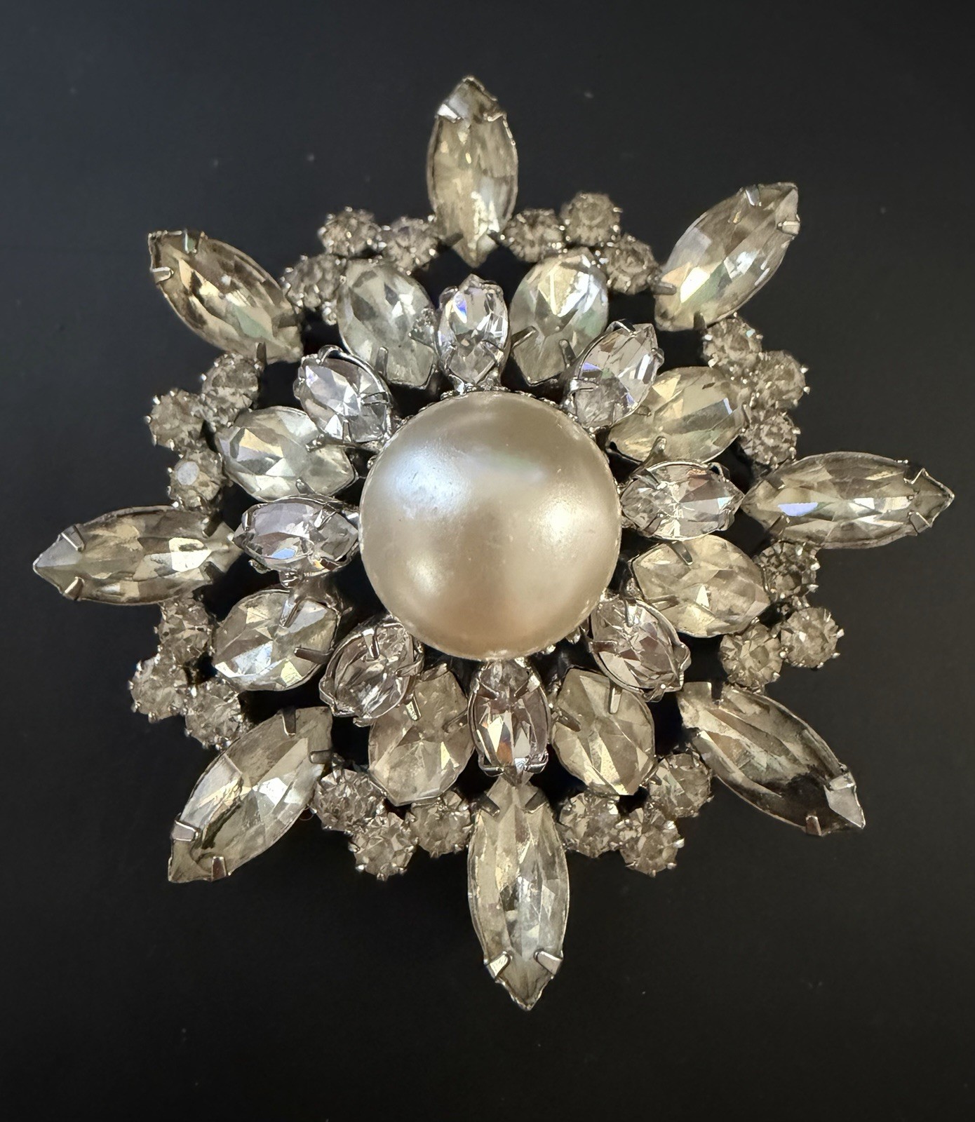 Vintage Starburst White Pearl Clear Rhinestone Silver Tone Pendant