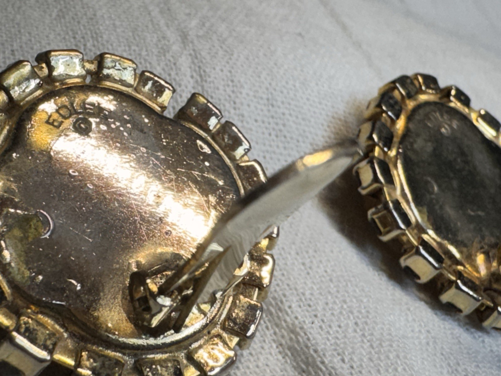 Vintage Edlee Moulded Glass Amber Coloured Clip On Earrings