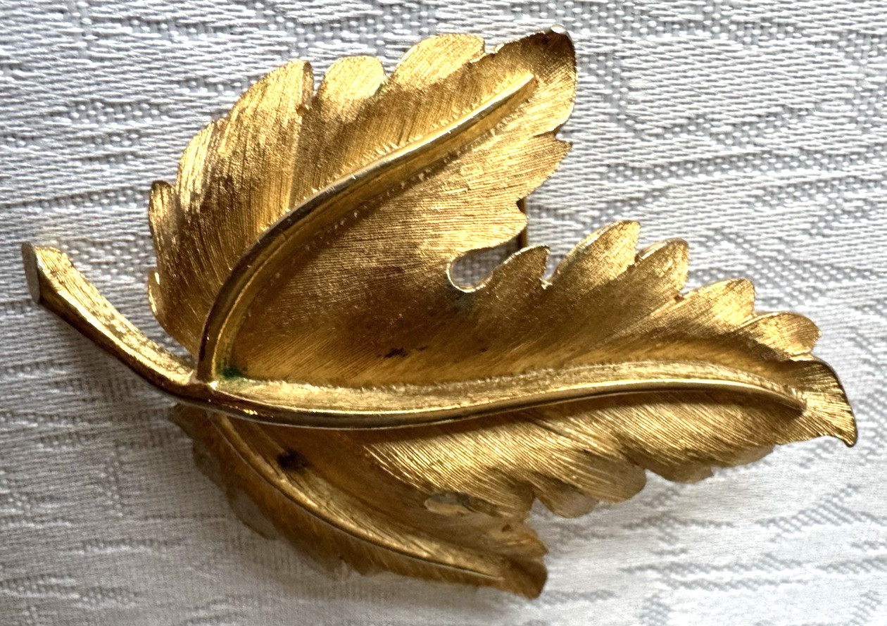 Vintage Gold Tone Leaf Brooch Signed Trifari Textured Mid Century Costume Jewel