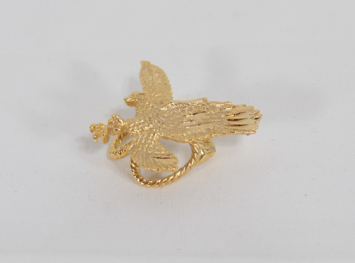 Flying Eagle Scarf Slide Gold Tone Patriotic Jewelry Bolo Beautiful! UNUSED