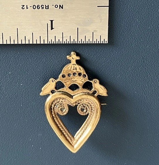 Charming Eivind Hillestad EH Bronze Heart Brooch Vintage