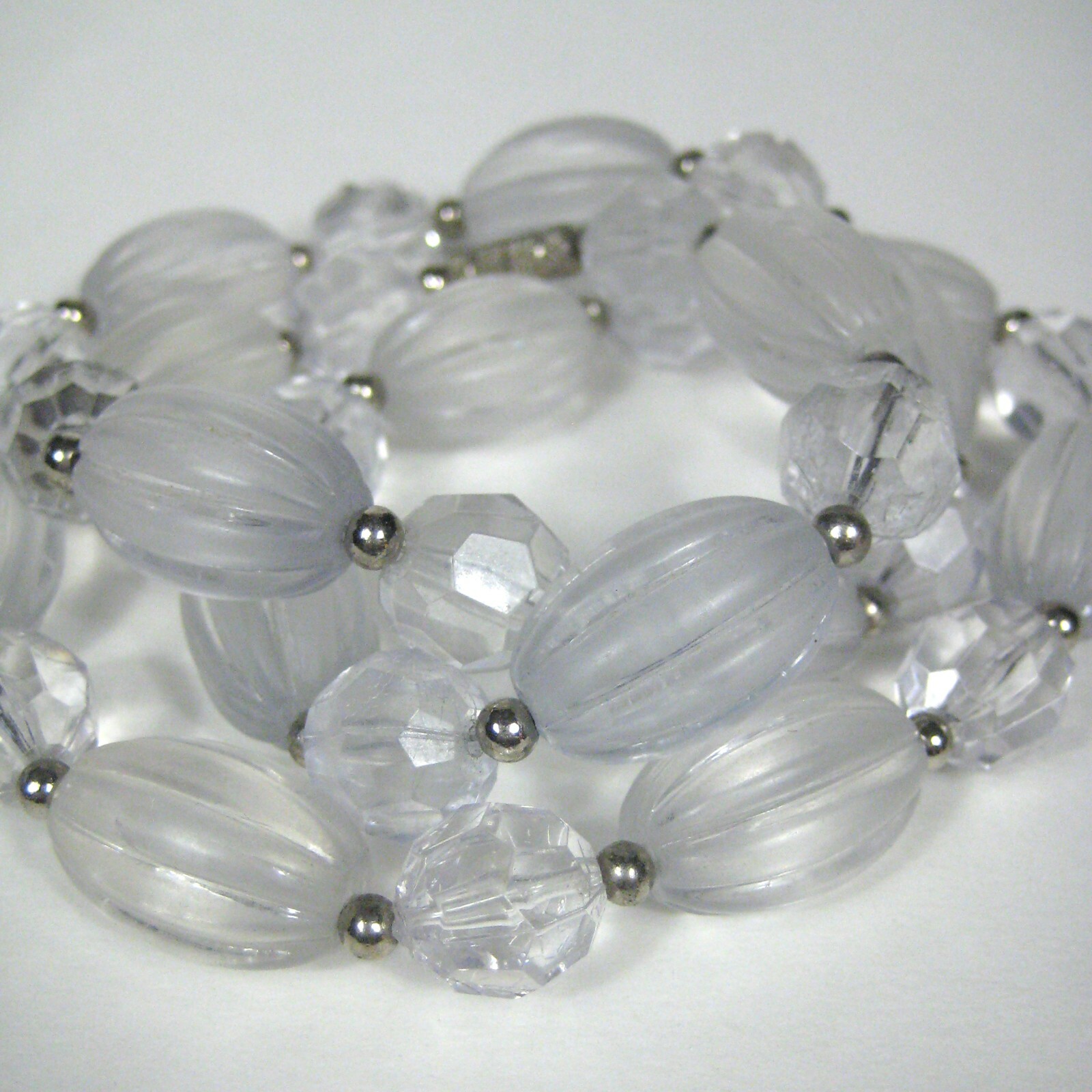 Colorless White Beaded Necklace Strand 25 in VTG 80s 70s Silvertone Facet Women