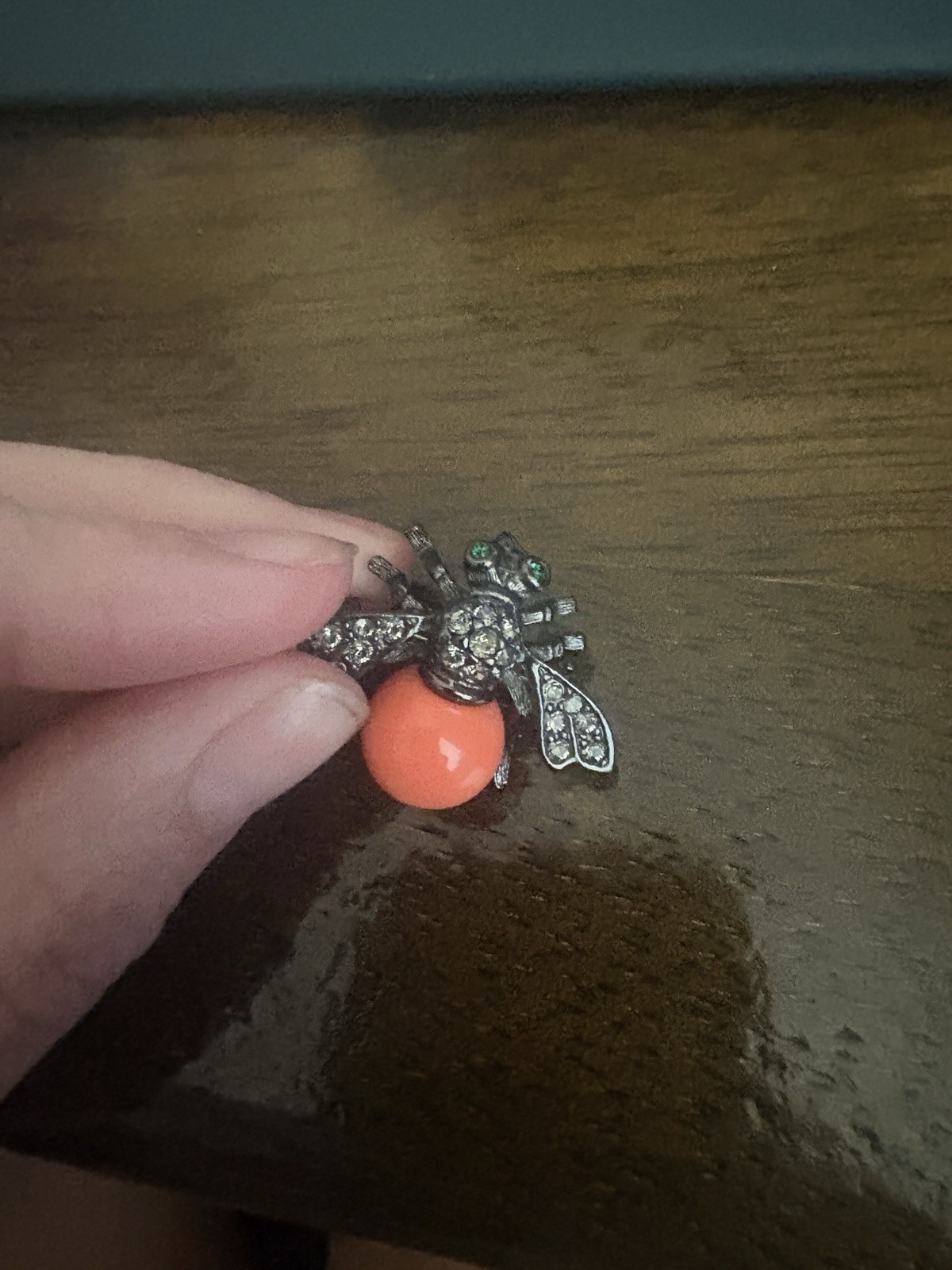 Joan Rivers Vintage Interchangeable Bee Brooch With 9 Colored Bottoms