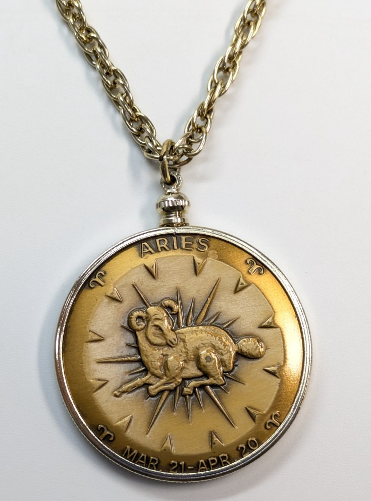 VTG Sign of The Zodiac Aries Brass Medallion Coin Circle Pendant 24″ Necklace