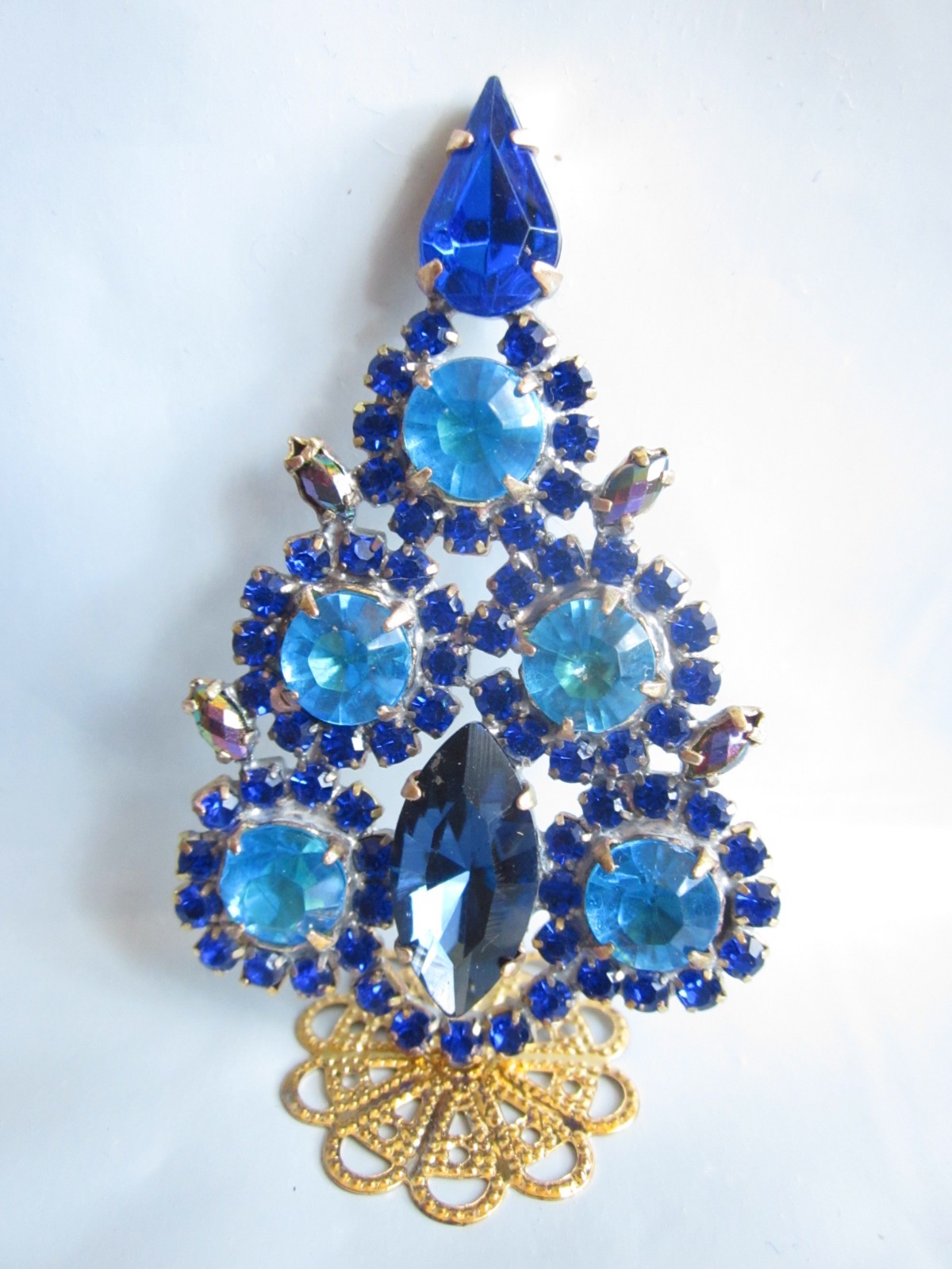 RHINESTONE BEAUTIFUL CZECH HANDMADE CHRISTMAS TREE DECORATION STANDING T109