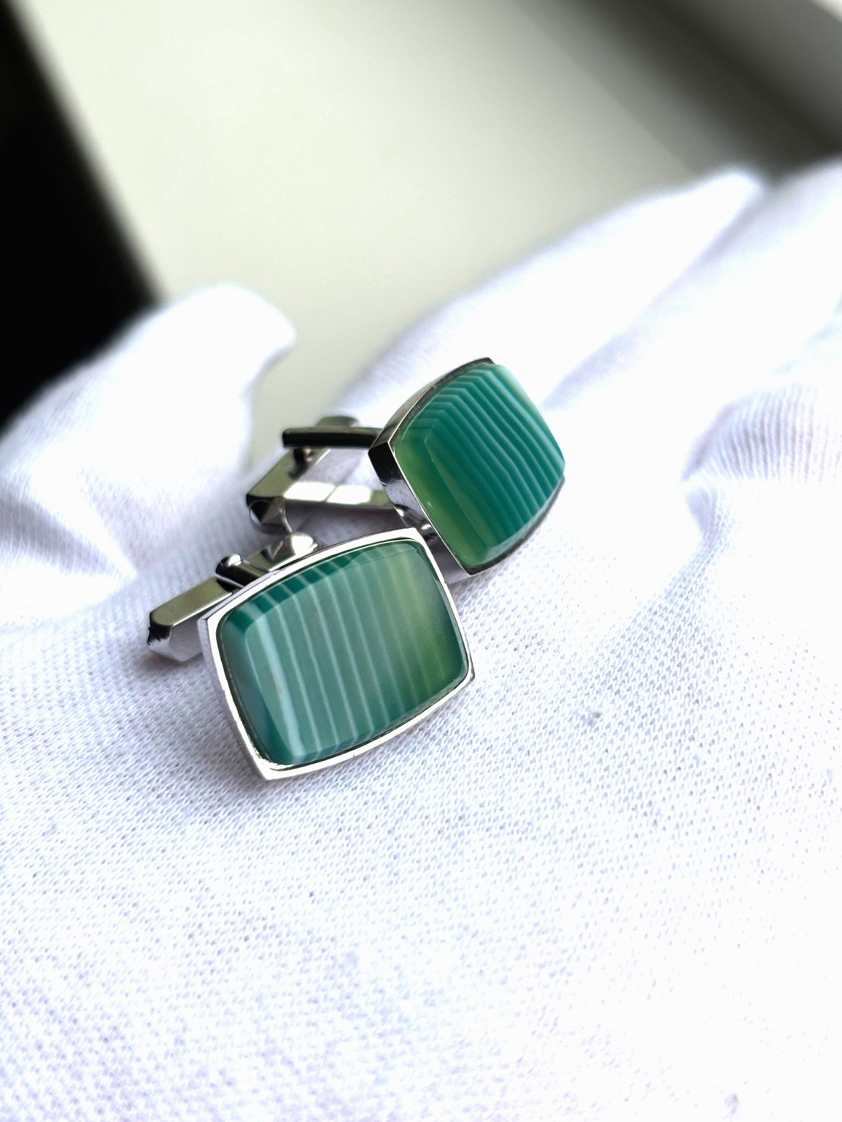 MINT Surface Natural Green Striped Agate Vintage Silver tone Cufflinks
