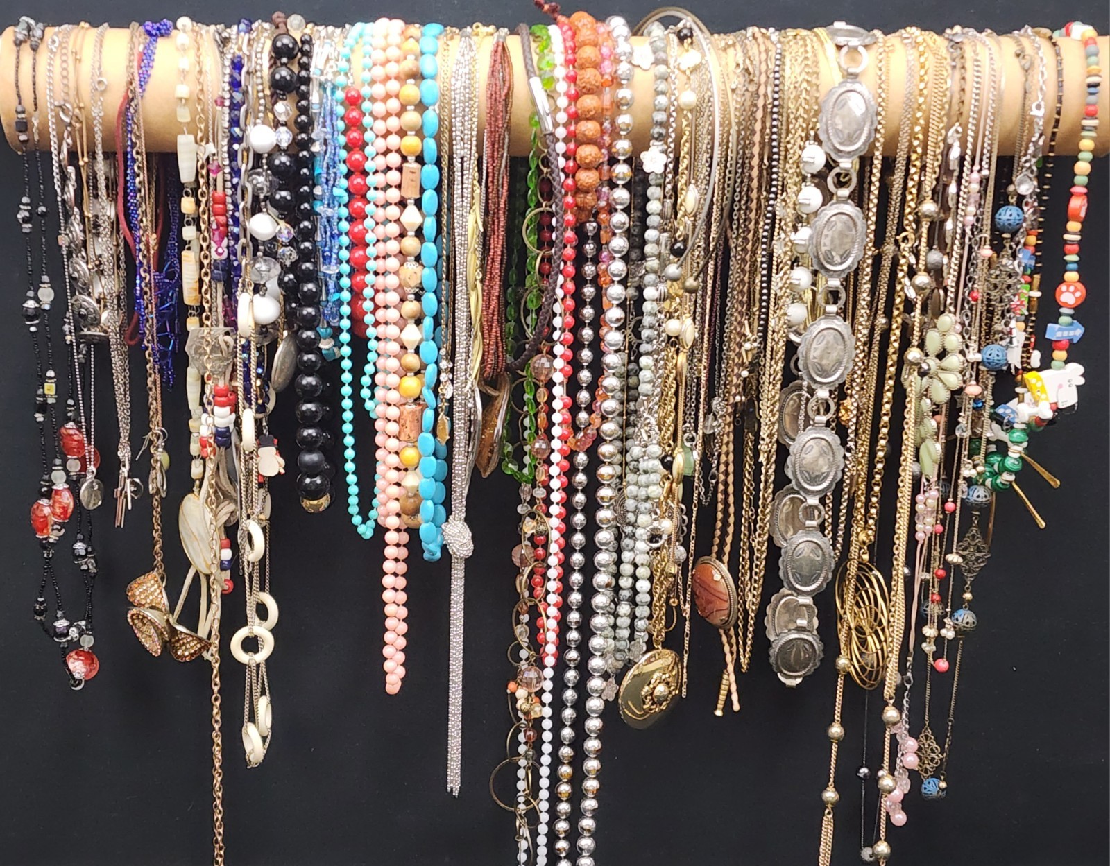 Estate Vintage Costume Jewelry Large Lot 6 LBS Over 100 Necklaces Retro
