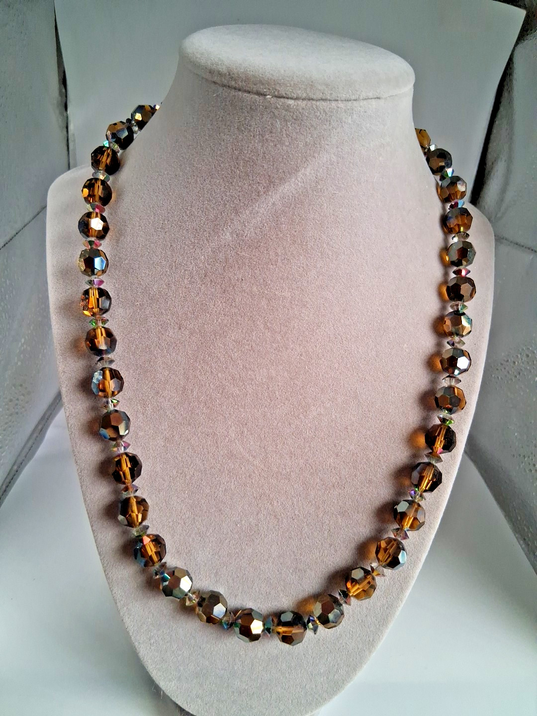 Vintage Amber/Brown AB Crystal Glass Faceted Bead Necklace Single Strand 20″
