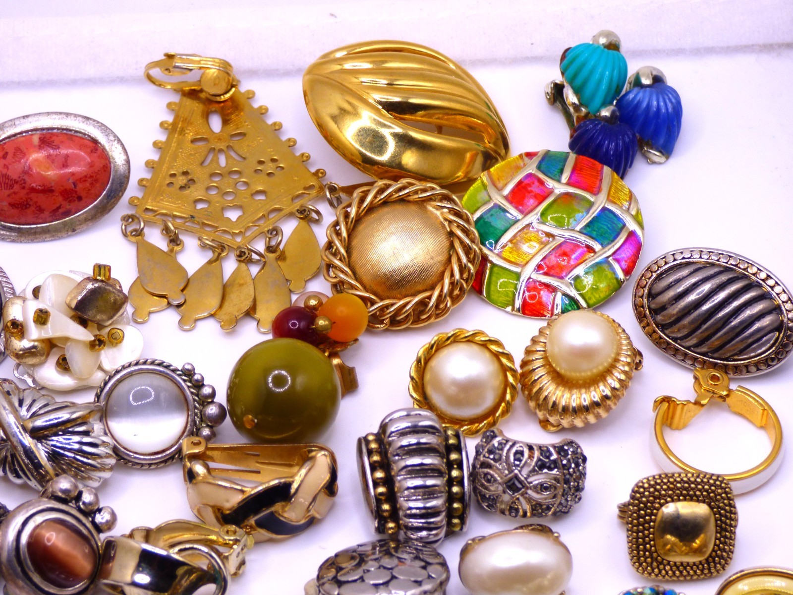 🌷 Vintage Lot of Over 85 Single 1.7 lb Lots of Signed~CINER + Clip On Earrings