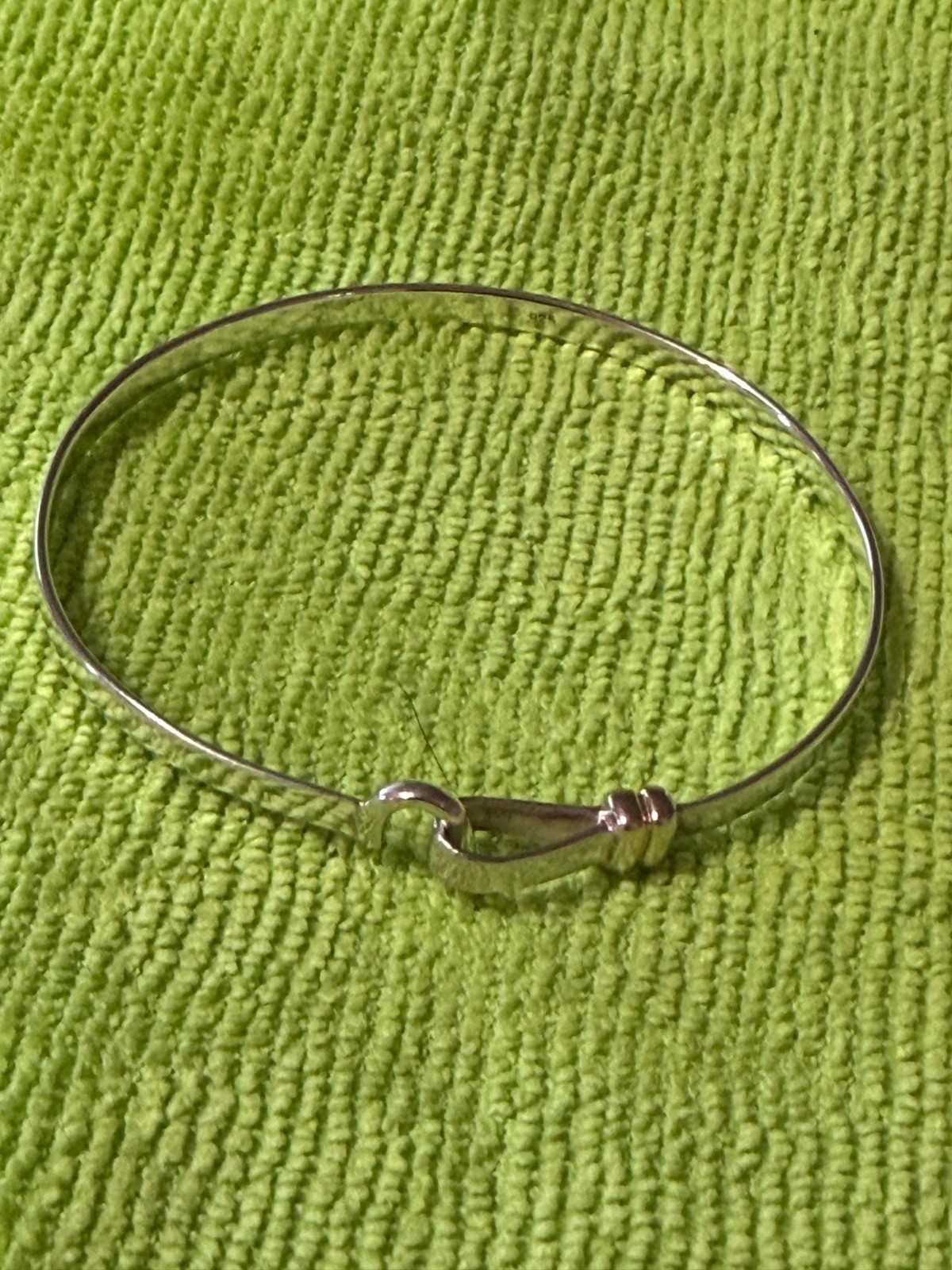 925 Sterling Silver Hook and Eye Bangle Bracelet Cape Cod Style Loop Cuff 9g