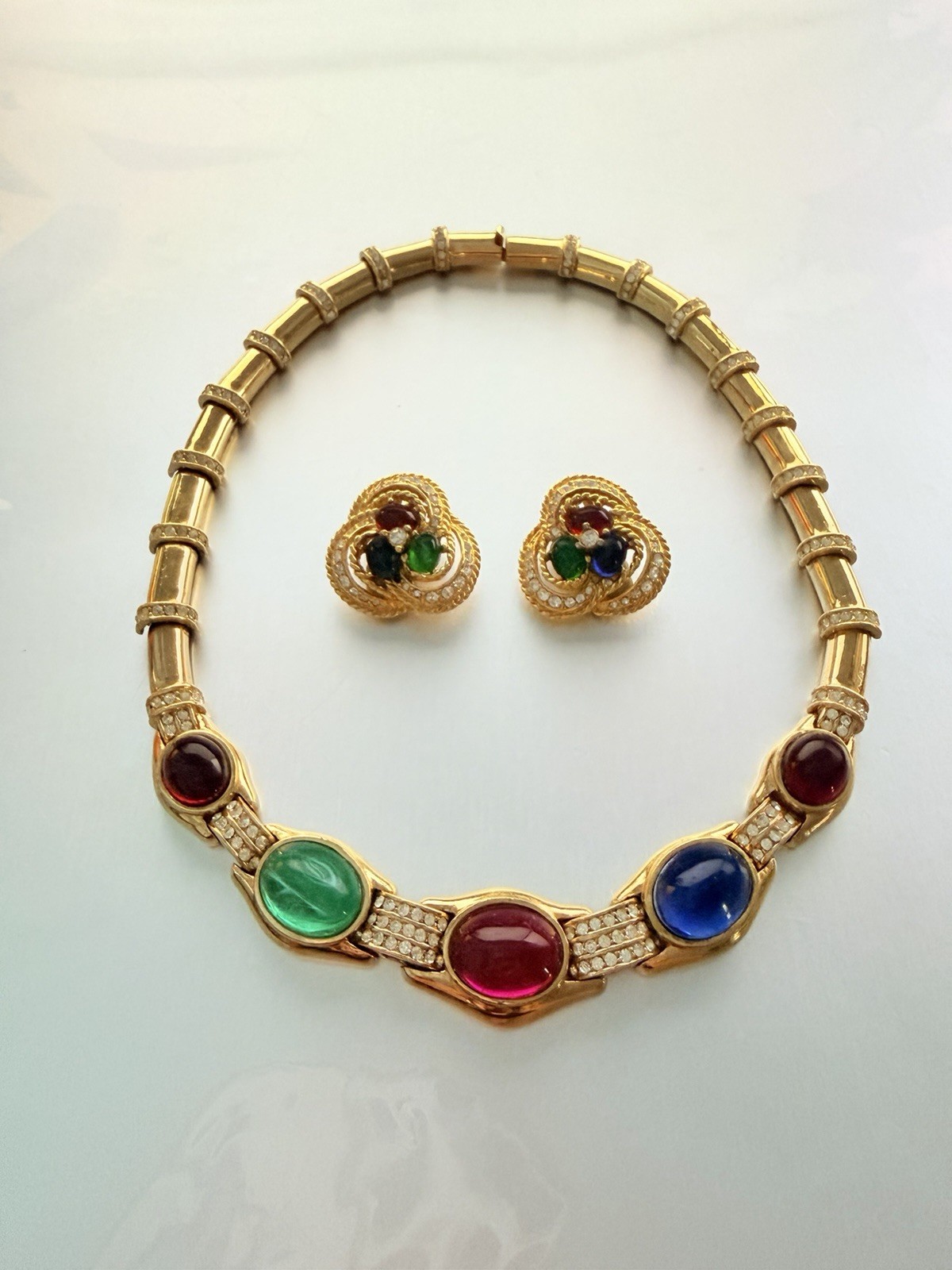 CINER 1980s Gold Tone Gripoix Cabochon Rhinestone Bar Link Necklace Earrings Set