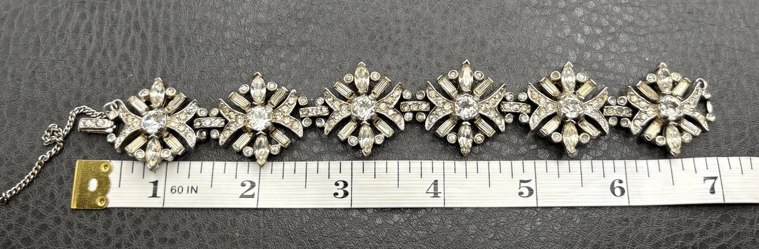 Vintage HIGH END Silver Tone Rhinestone Statement Bracelet Safety Chain READ