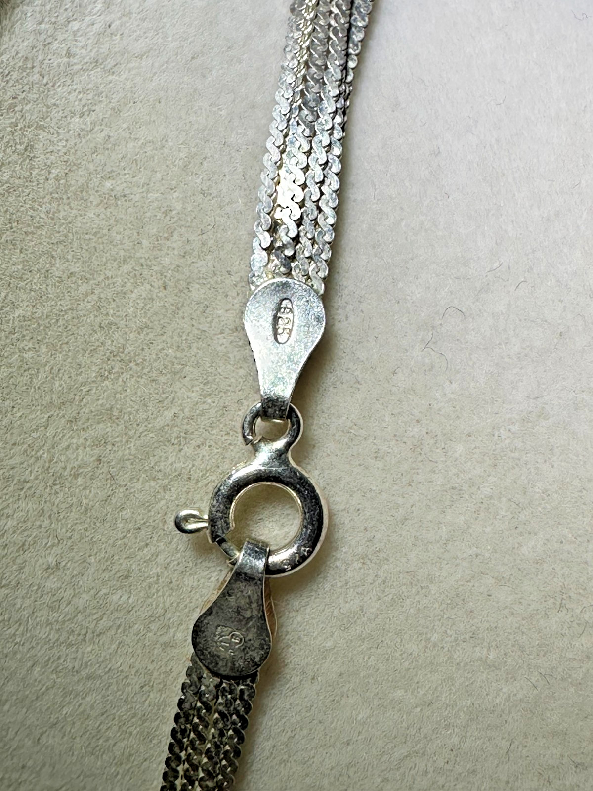 Italy .925 Sterling Silver 7 Strand Necklace. 10.58g L- 24 in.