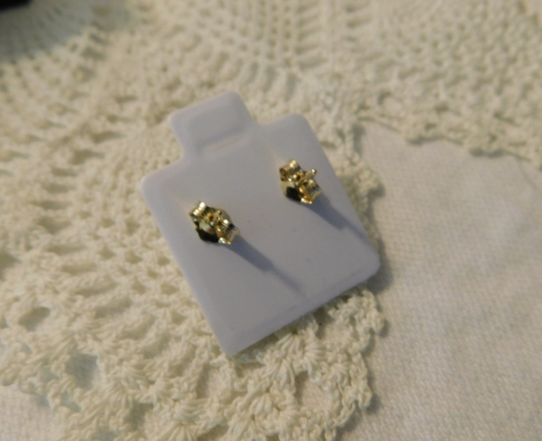 Cultured Pearls 14K Gold Pearl Stud Earrings