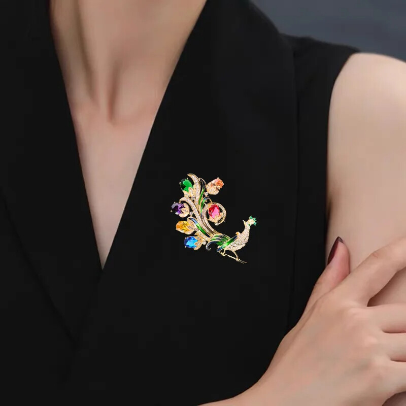 Vintage Colorful Peacock Brooch Rhinestone Crystal Luxurious Pins for Women