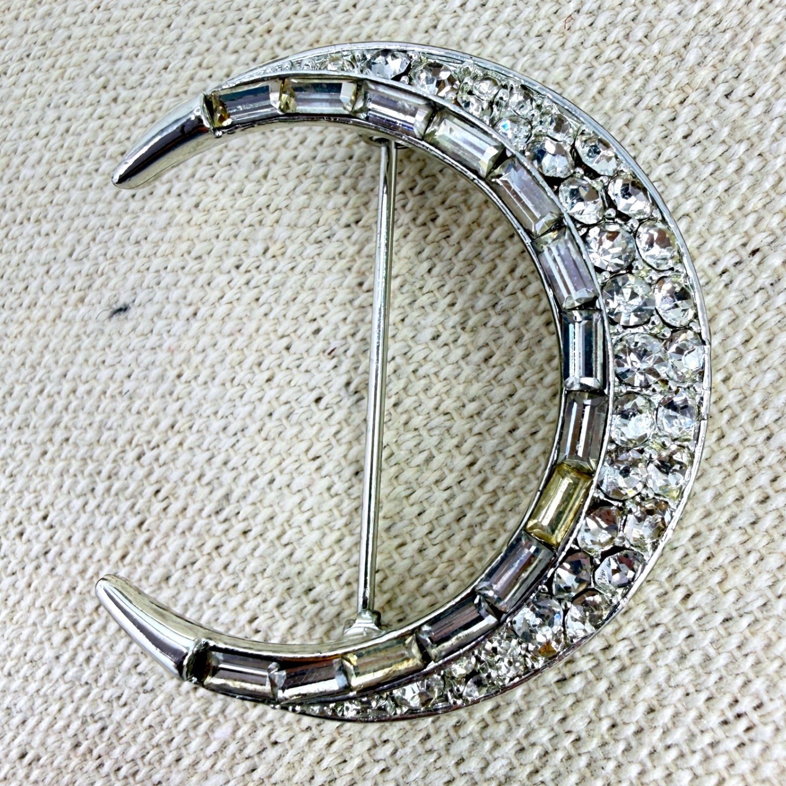 Lisner Vintage Crescent Moon Brooch Silver Tone Baguette Round Clear Rhinestone