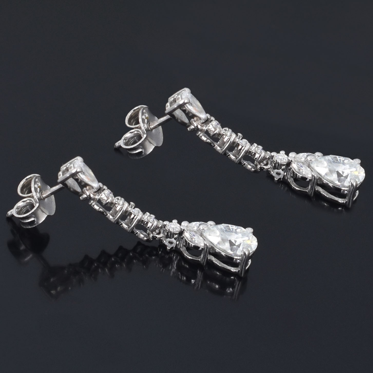 Stylish Rare 4.00 Ct Certified Diamond Dangler Earrings, Free Diamond Studs
