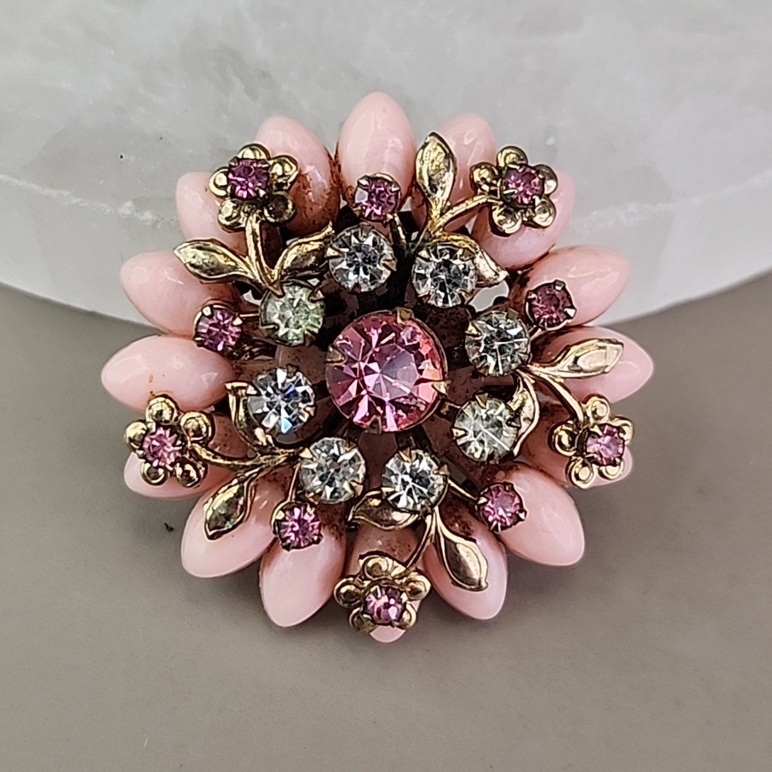 Vintage Flower Brooch Pink Acrylic Rhinestone Gold Tone Layers 1.5″