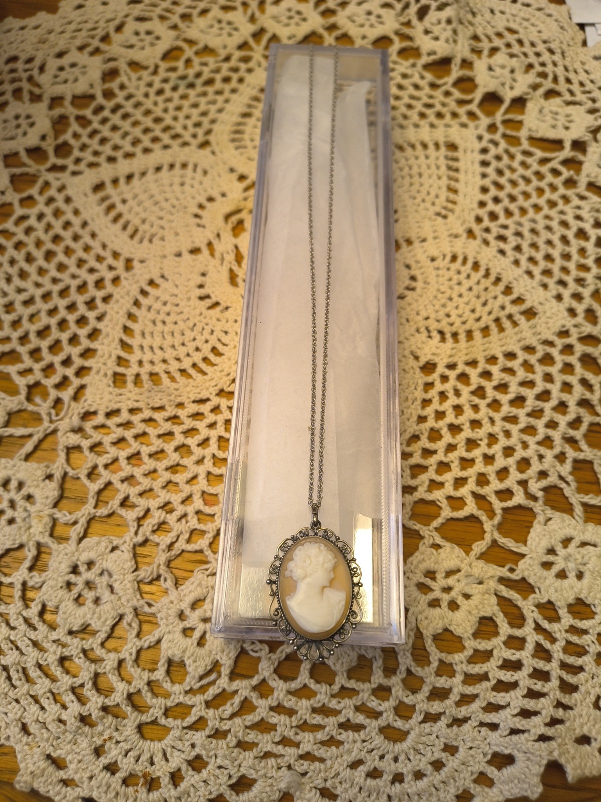 Vintage Sterling Art Deco Shell Cameo & Italy Sterling Chain Necklace Pendant