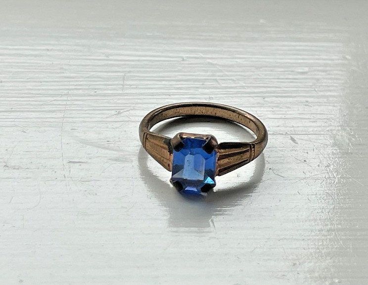 Art Deco Tombac Dark Blue Crystal Ring – Size J