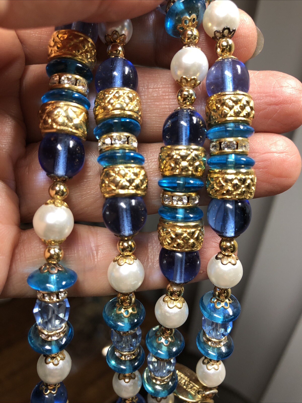 20. DAndre Venezia Gold tone Spacer Pearl Blue Yellow Glass bead Necklace 28″