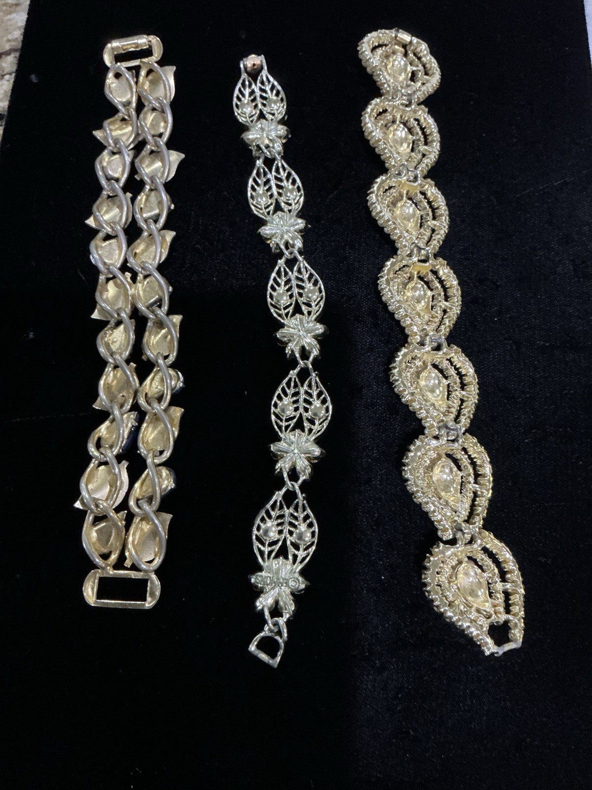 KRAMER, CORO PEGASUS, EMMONS. 3 GORGEOUS BRACELETS!! EXCELLENT CONDITION!