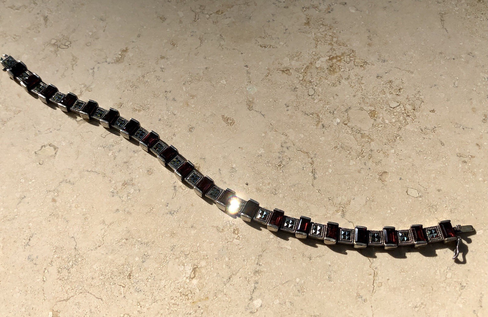 ❤️✨VINTAGE Sterling Silver EMERALD CUT GARNET & MARCASITE ESTATE Tennis Bracelet