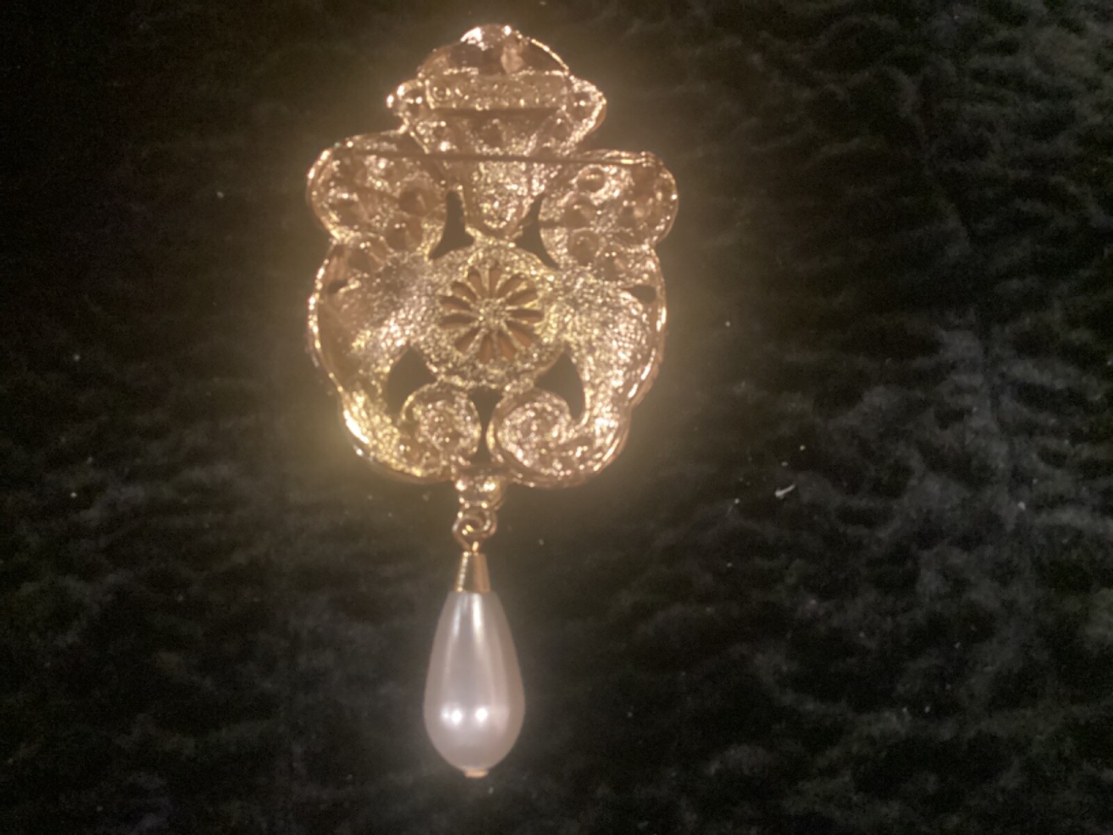 Vintage Jeff Lieb Signed Purple Cabochon Rhinestone Gold Tone Large Brooch Pin