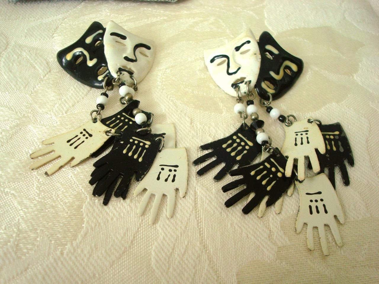 Black White Comedy Tragedy Theatrical Mask Gloves Pierced Dangle Earrings KJ