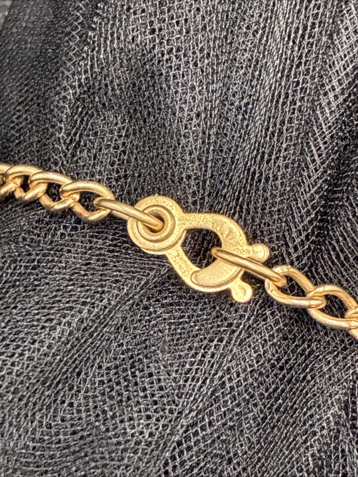 Vintage ID Bracelet Engraved “Isabelle” Gold Tone 6.5” Plz Read