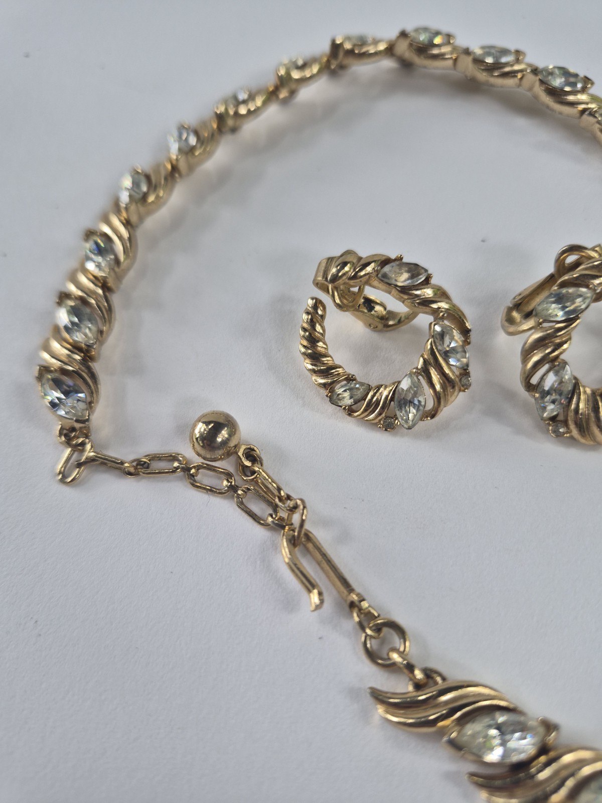 Vintage Crown Trifari Rhinestone Necklace Bracelet Earrings Full Set Original