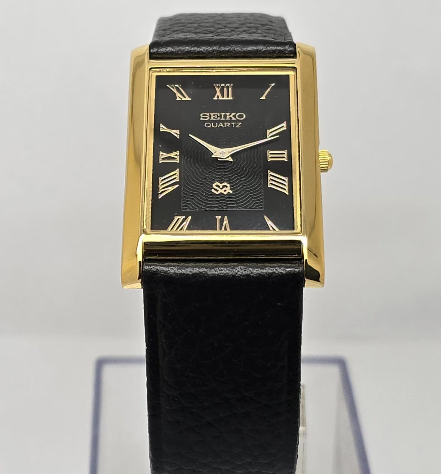 Vintage Seiko Quartz Tank Slim Men Rectangle Refurbished Japanese Wrist Watch