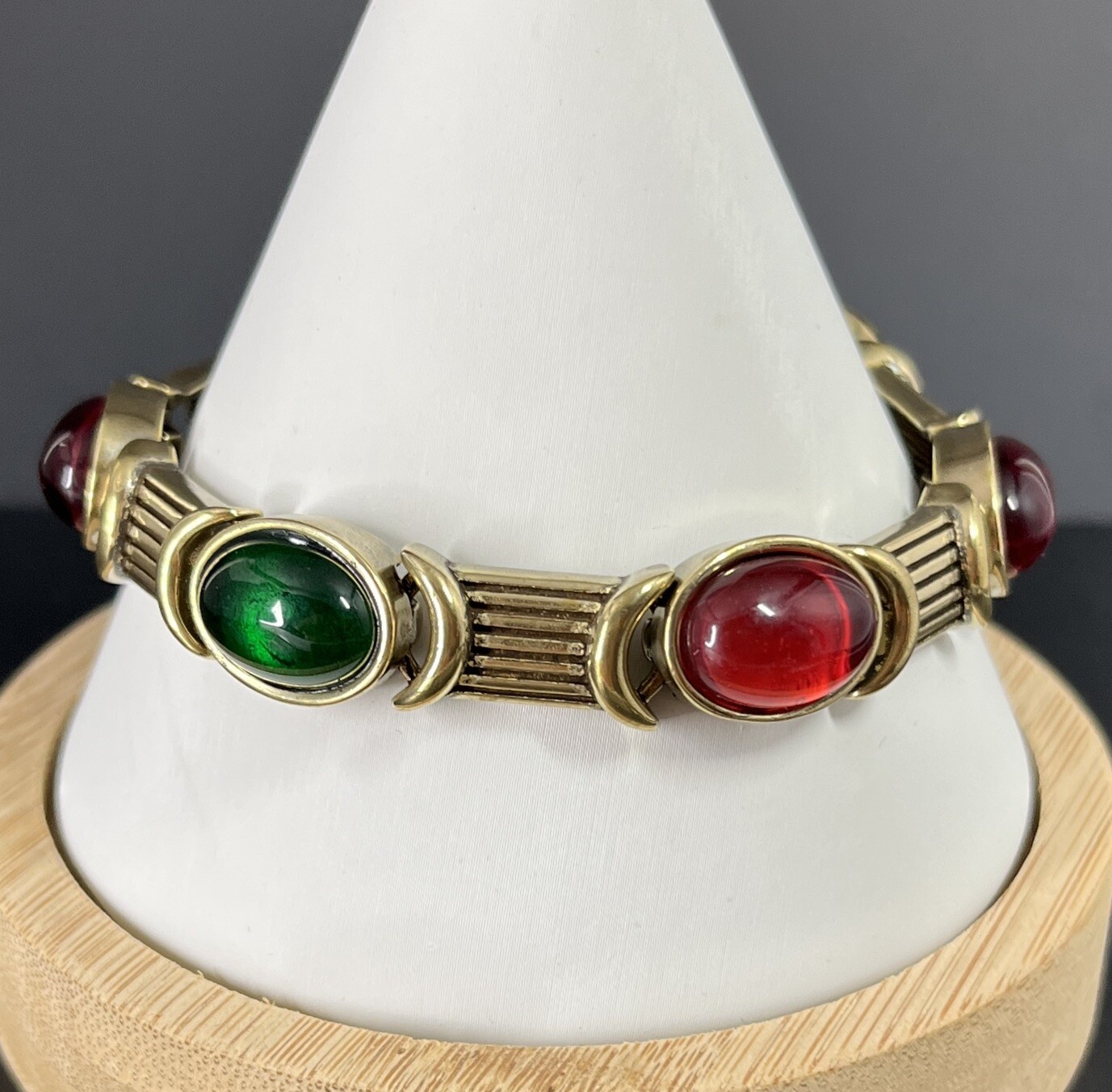 Gripoix Glass Cabochon Bracelet Gold Tone Red Green Mogul Jewel Art Deco Style