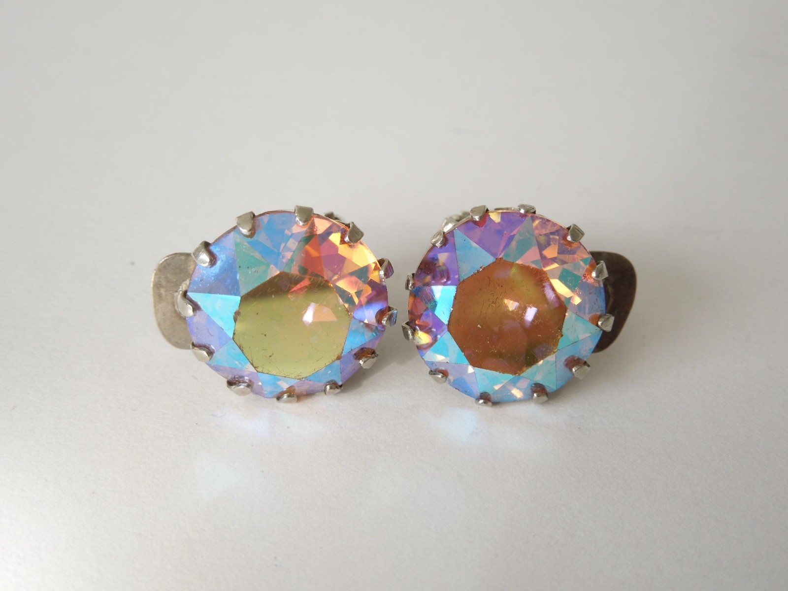Vintage Ear Clips Rhinestone Aurora Borealis Colorful 7.2 G/Ø 1.5 Cm