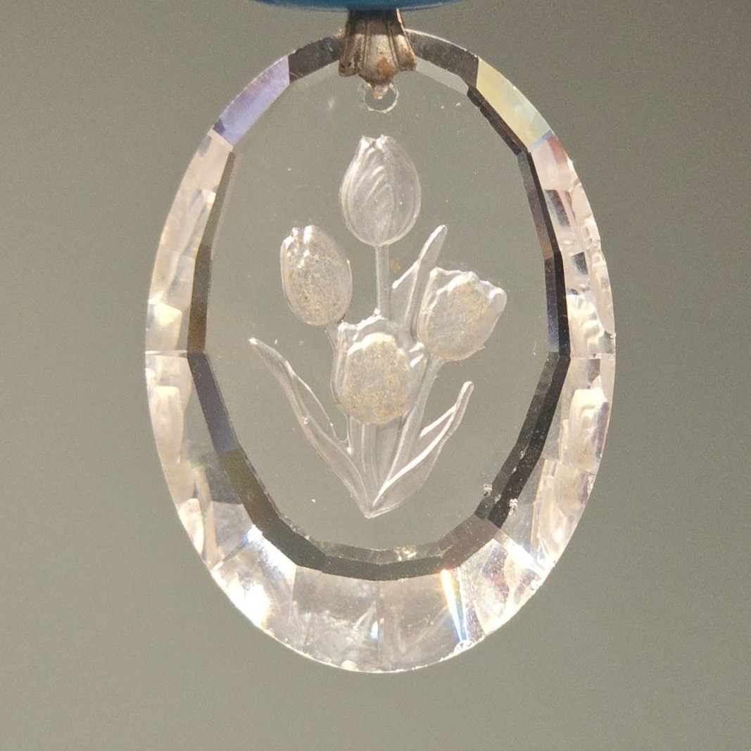 Vintage Intaglio Glass Tulip Pendant Faceted Crystal Floral Necklace Charm gift