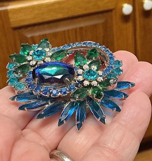 Vintage Juliana D & E Peacock Costume Jewelry Large Cupcake Brooch/Pin