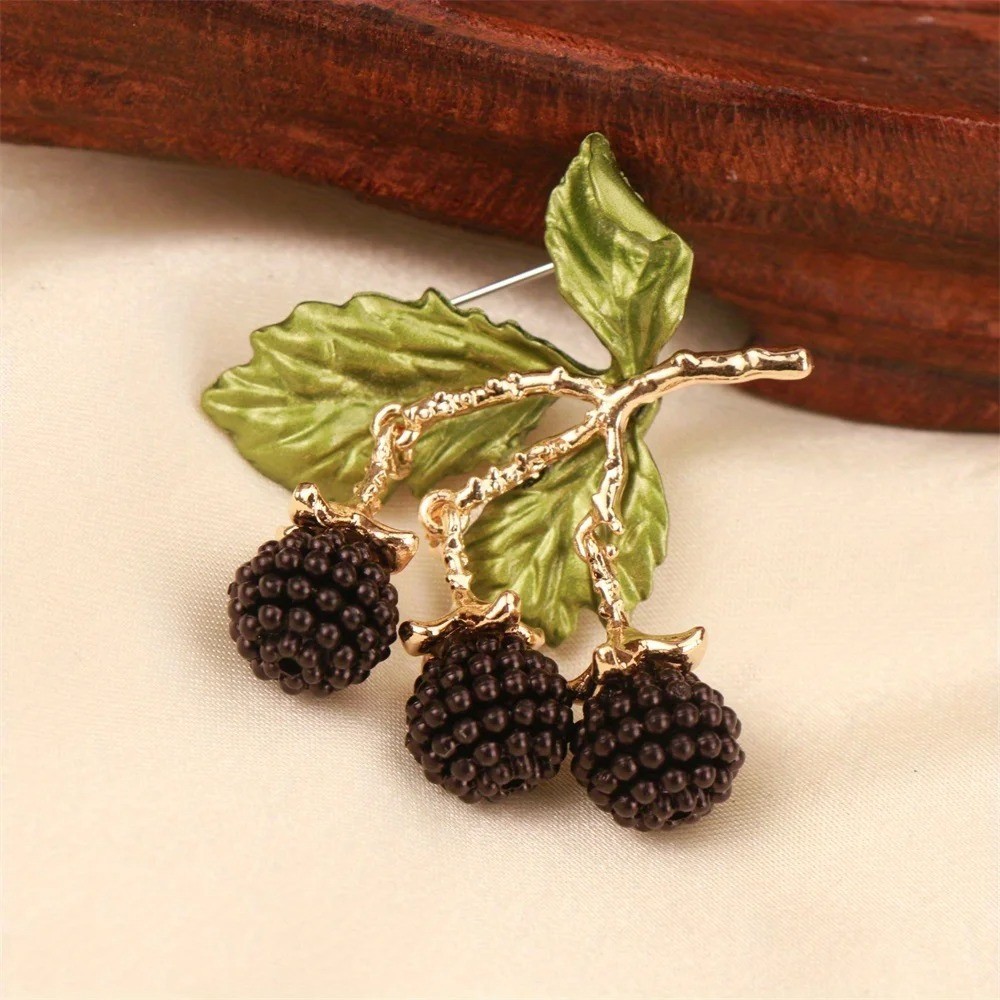 Elegant Vintage Blackberry Brooch Pin Rhinestone Crystal Gold Leaf Women Men Gif