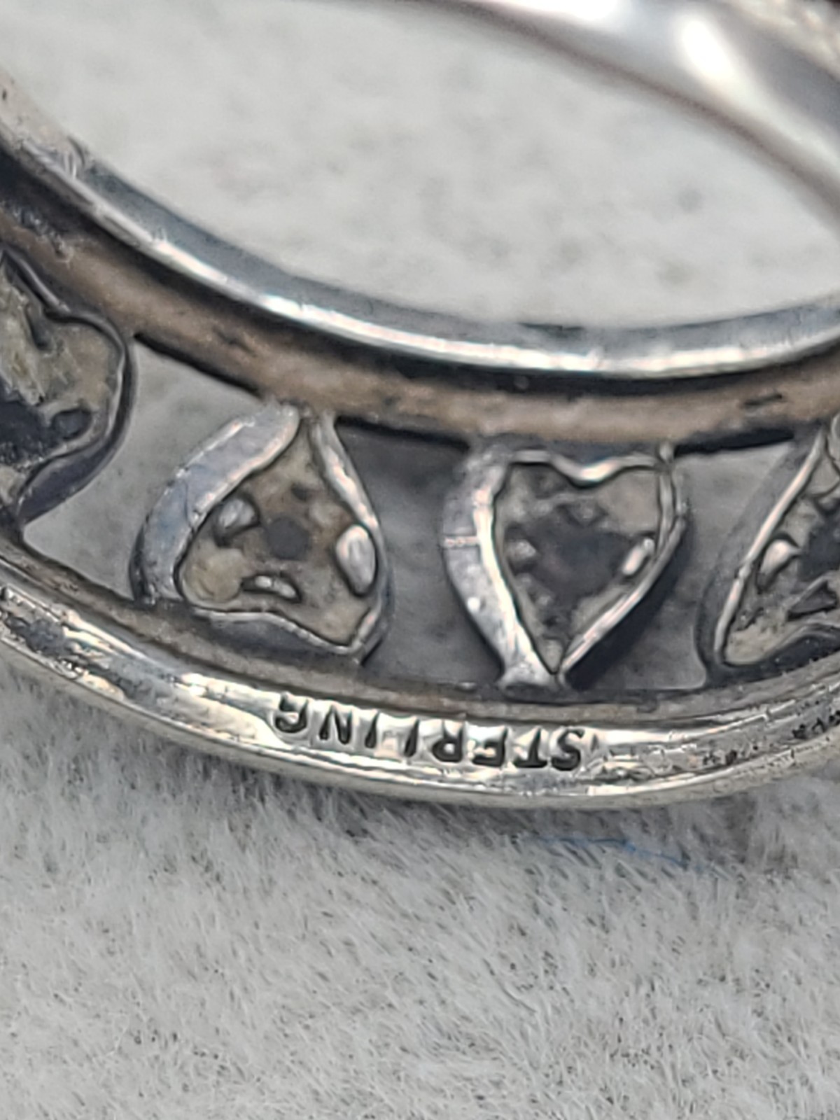 13 HEARTS OPEN WEAVE Vintage 925 Sterling Silver Band Ring Size 5.25 To 5.50