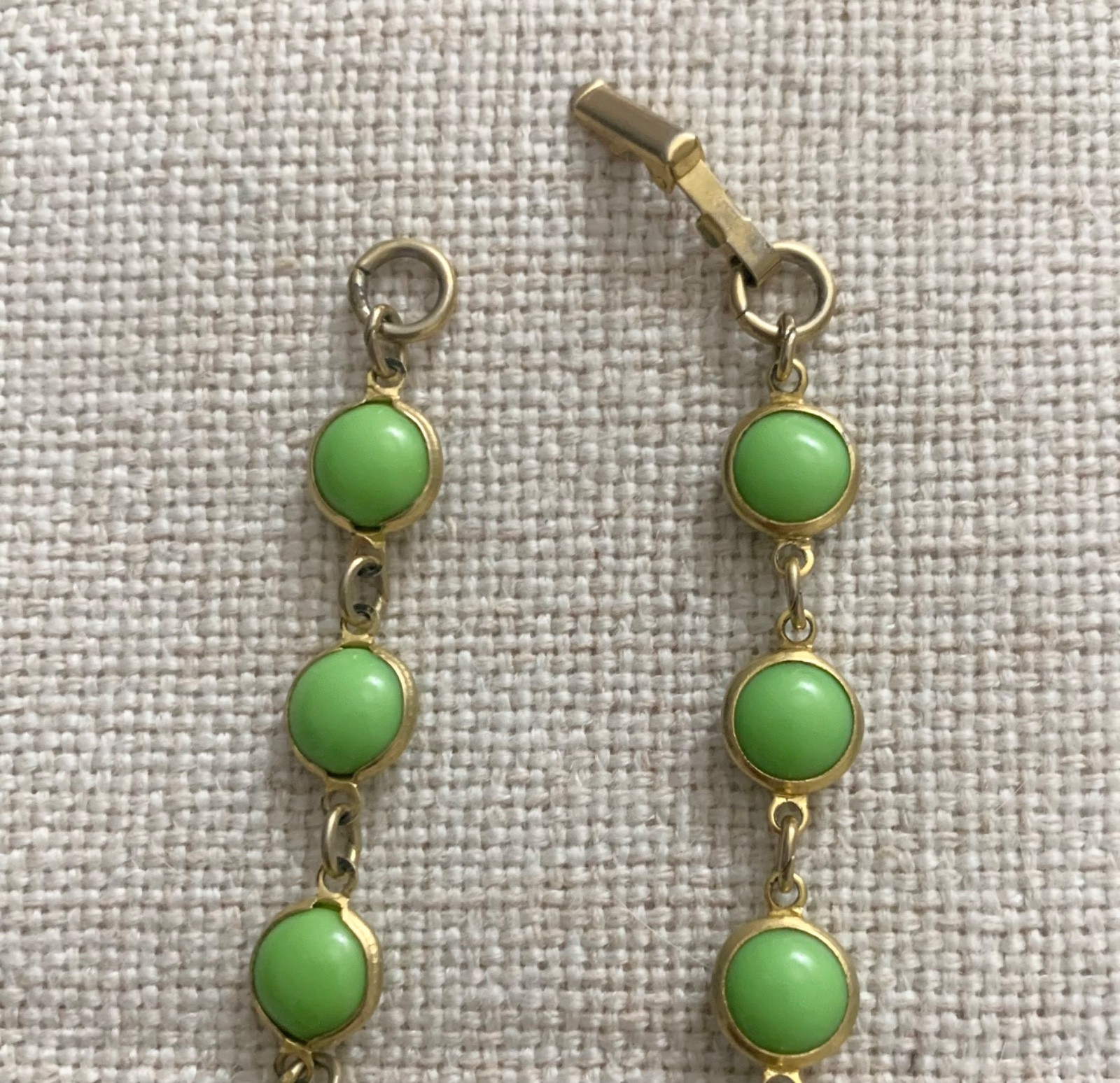 Vintage 1970s Apple Green Jade Glass Station Sautoir Rope Necklace Seamless 54”